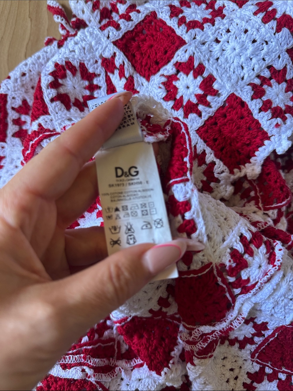D&G Red and White Crochet Mini Dress - Picture 8 of 9
